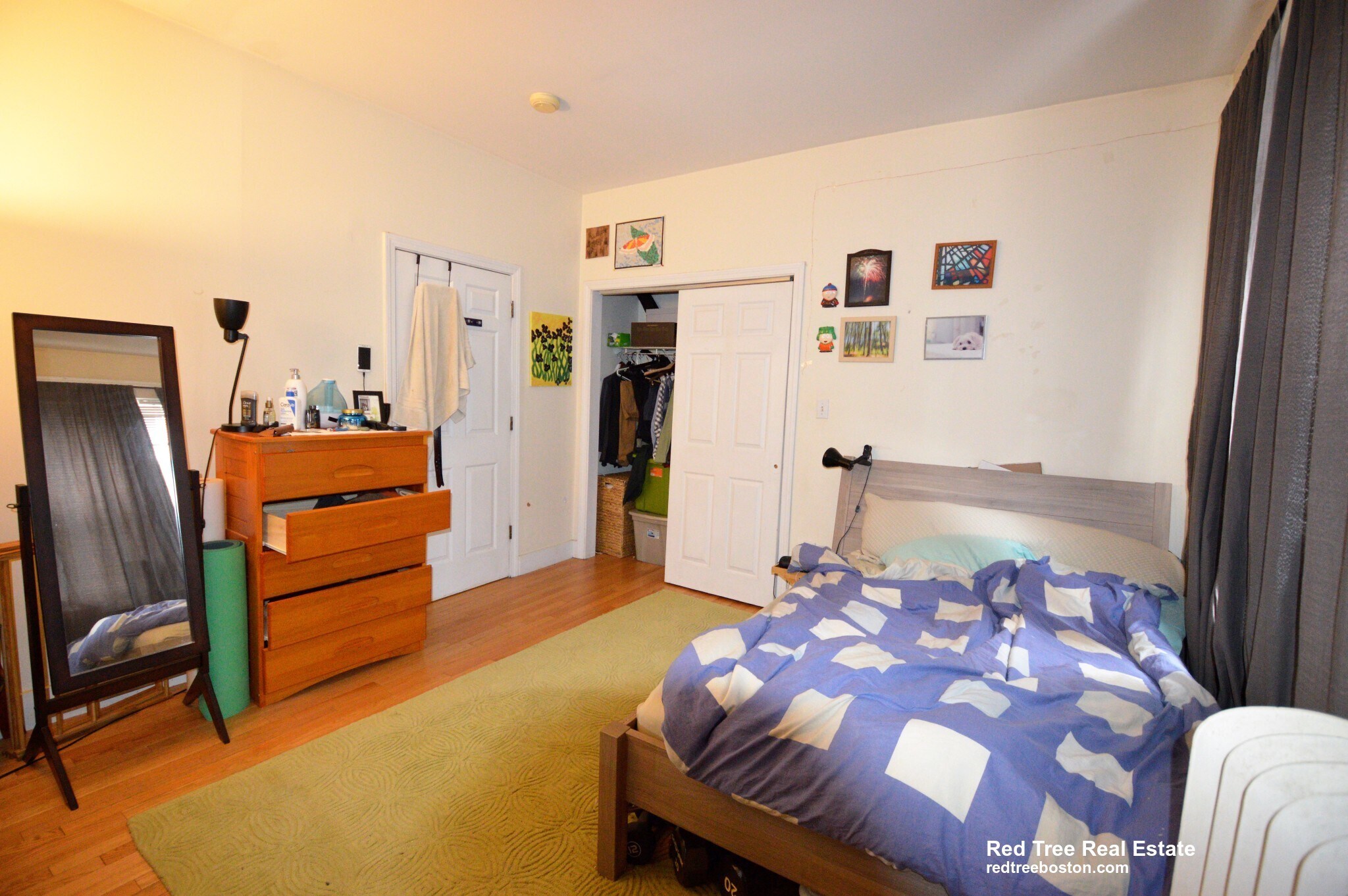 Building Photo - 324 Saint Paul St