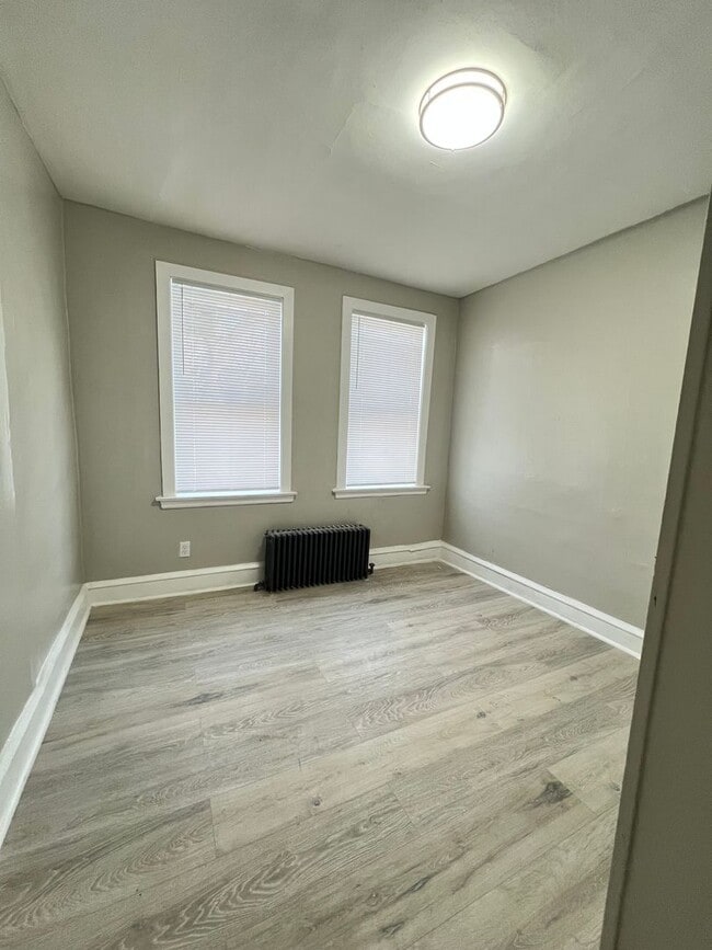 Building Photo - Remodeled 3b/1.5b House. Section 8 ONLY!