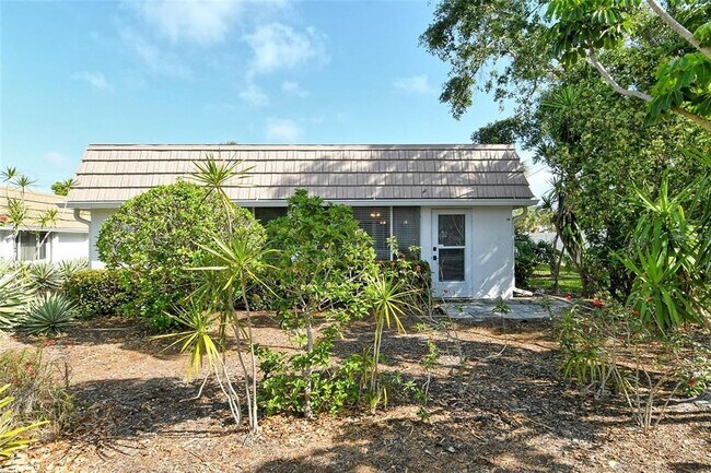 Building Photo - 2332 Canalbluff Pl