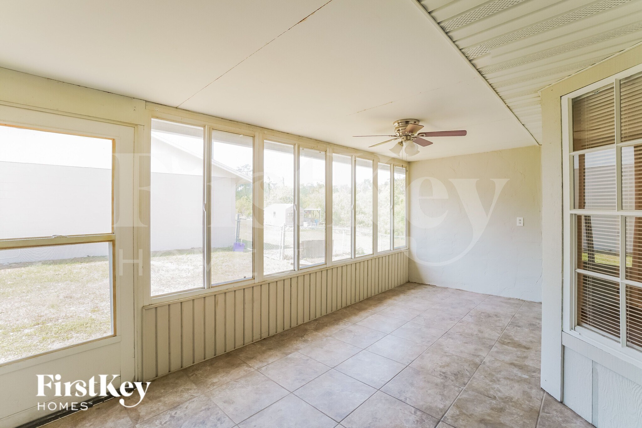 Building Photo - 3753 Willow Wisp Dr N