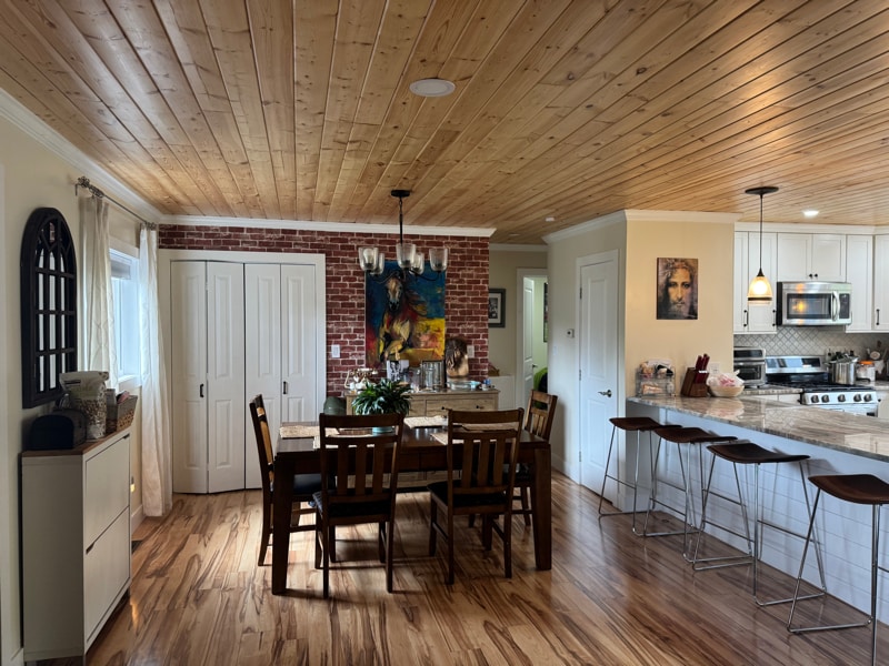 Building Photo - 913 N Baldwin St