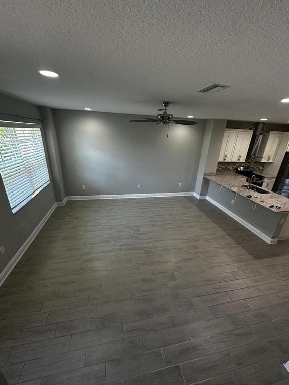 Building Photo - 13023 Batten Ln