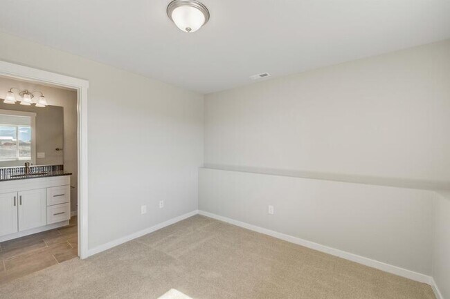 Building Photo - 2464 Jazzy Lady Ct