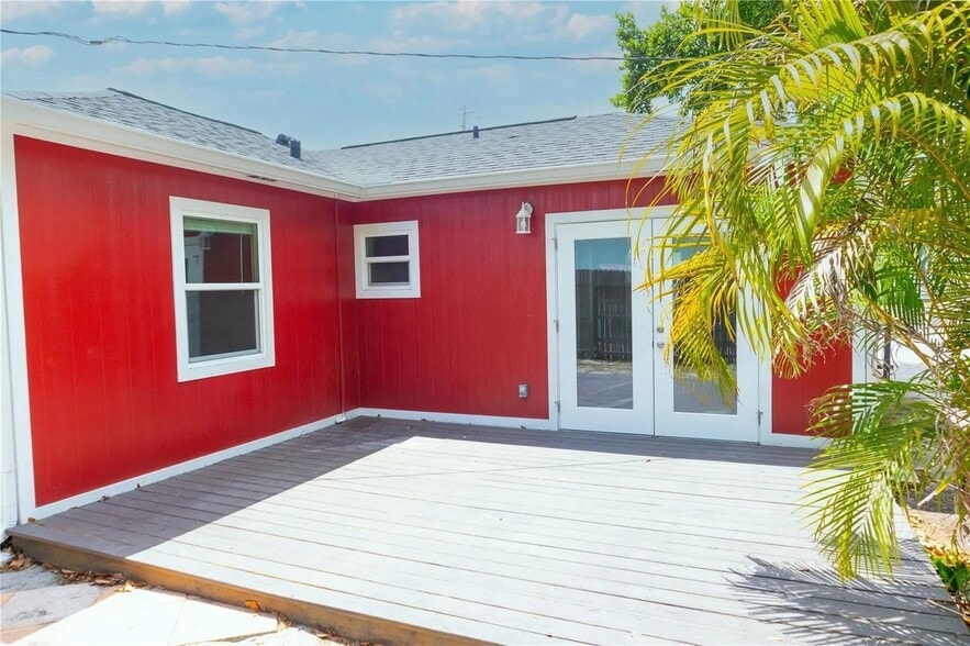Building Photo - 2 Bed/2 Bath