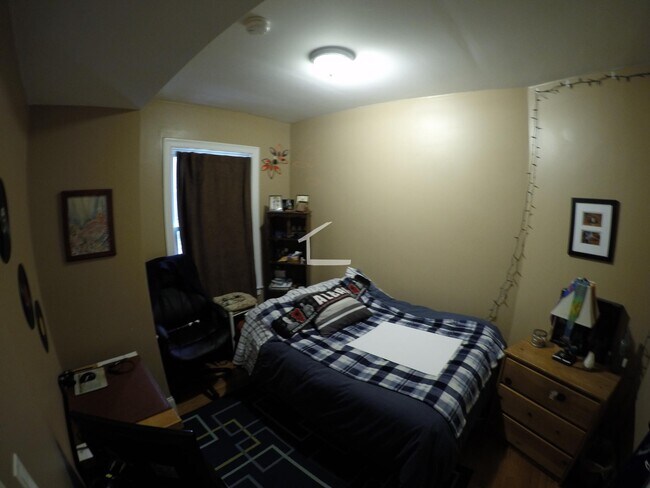 Building Photo - 8 Saint Lukes Rd