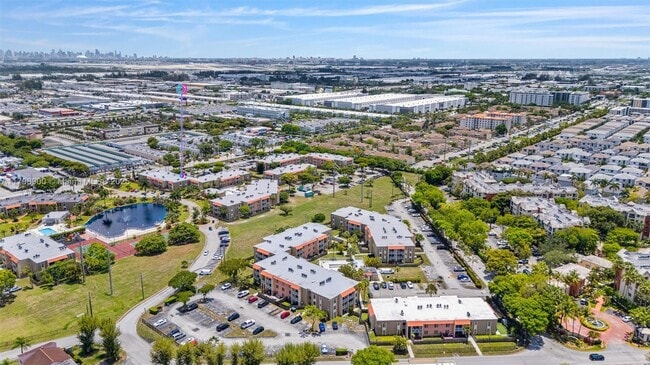 Building Photo - 4900 NW 79th Ave