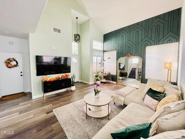 Building Photo - 864 E Sacramento St