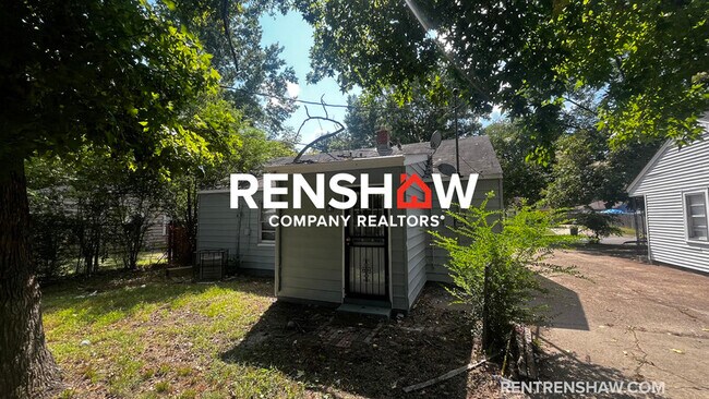 Building Photo - 1606 Ozan St