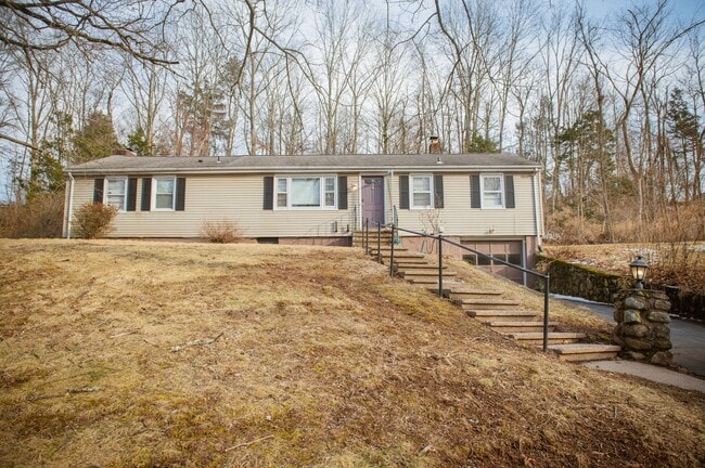 Primary Photo - 366 Kenwood Ave