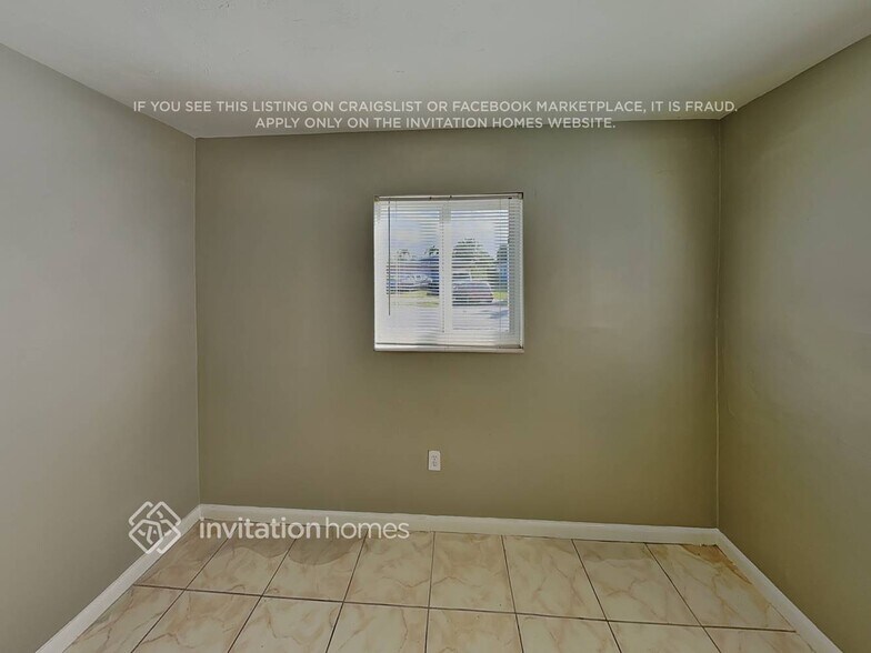 Building Photo - 1230 NW 176th Terrace