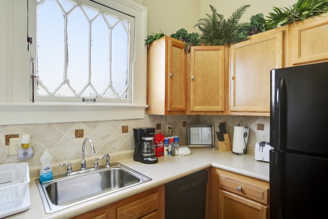 Building Photo - 1212 Treme St