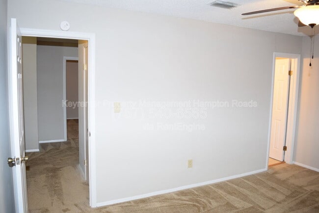 Building Photo - 1412 Woodscape Ln