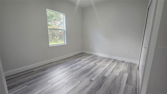 Building Photo - 15730 SW 40th Ave