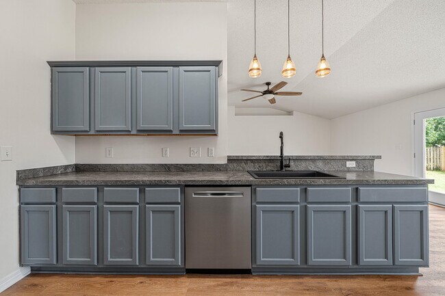 Building Photo - 8517 High School Blvd