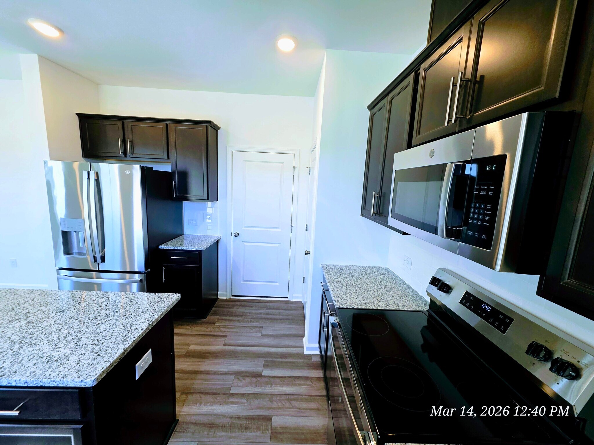 Building Photo - 65 Blossom Field Way