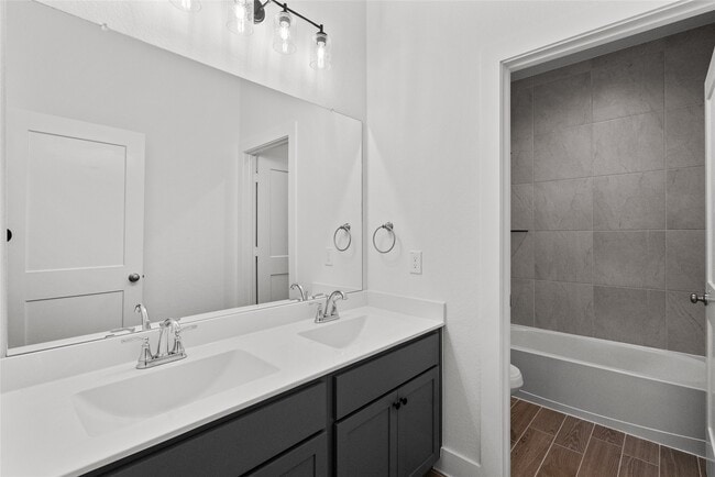 Building Photo - 4935 Anders Ln