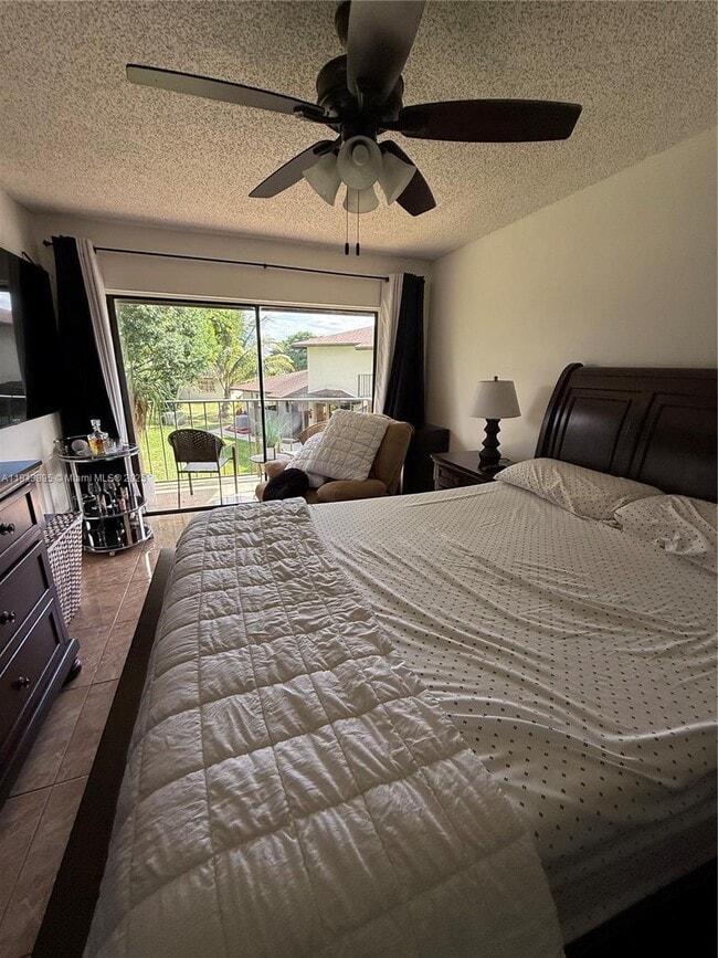 Building Photo - 13994 SW 46th Terrace