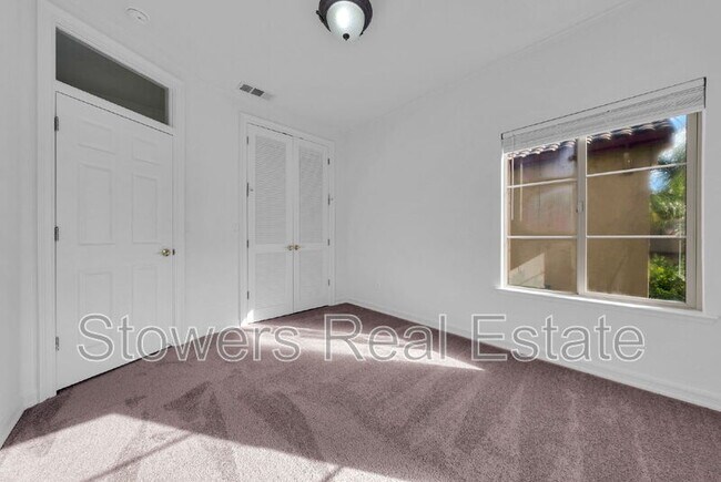 Building Photo - 6044 Claret Ct