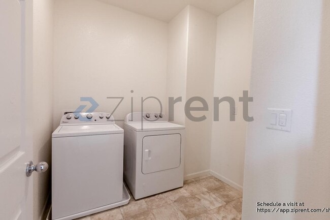 Building Photo - 2483 Judith Resnik Ave