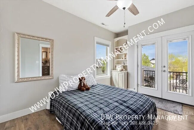Building Photo - 10979 W Leilani Dr