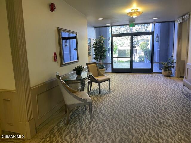 Building Photo - 5340 Yarmouth Ave