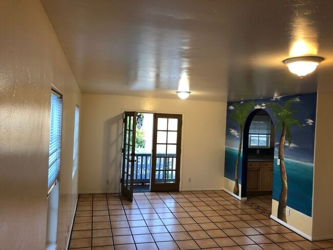 Building Photo - 6636 Del Playa Dr