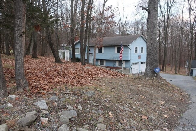 Building Photo - 34 Peddler Hill Rd