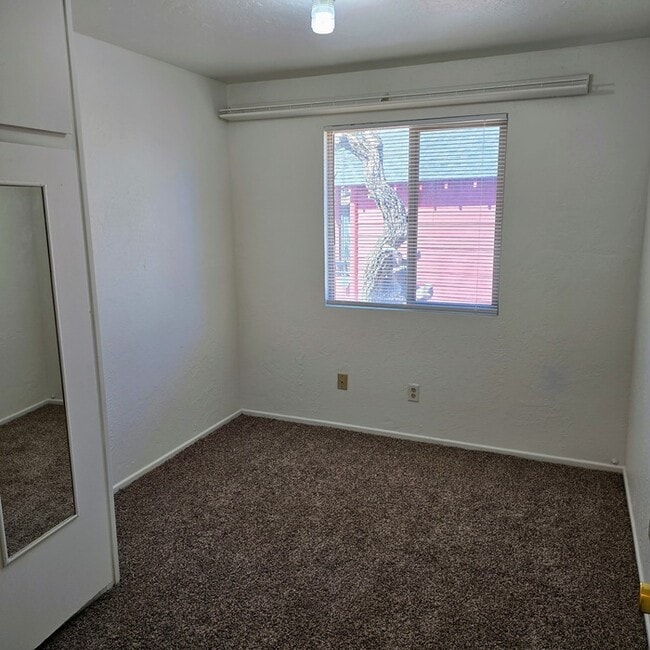 Building Photo - Charming 2-Bedroom + Office Home with Rece...