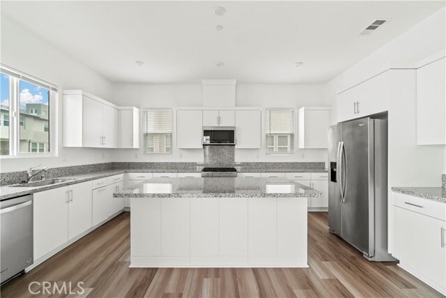 Building Photo - 1302 W Bushell St
