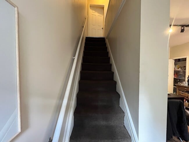 Building Photo - 5202 Dresden Wy