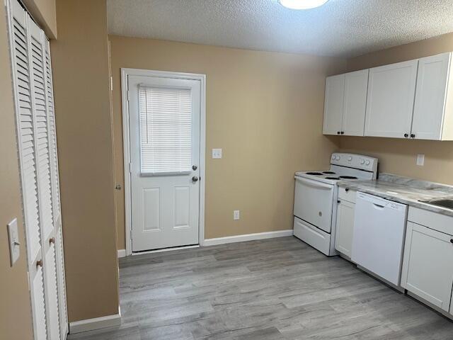 Building Photo - 1716 37th St NE