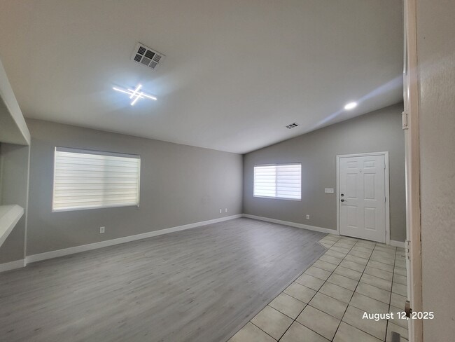 Building Photo - 5975 S Belcastro St