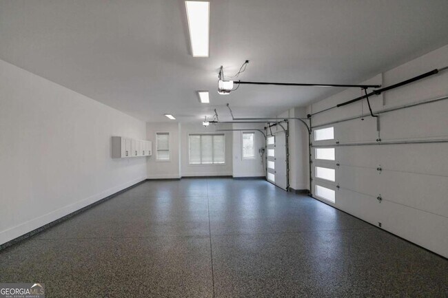 Building Photo - 2964 Old Peachtree Rd NE