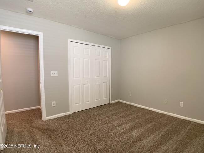 Building Photo - 1213 Harbour Town Dr