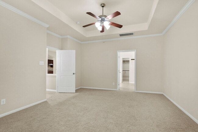 Building Photo - 314 Trillium Dr