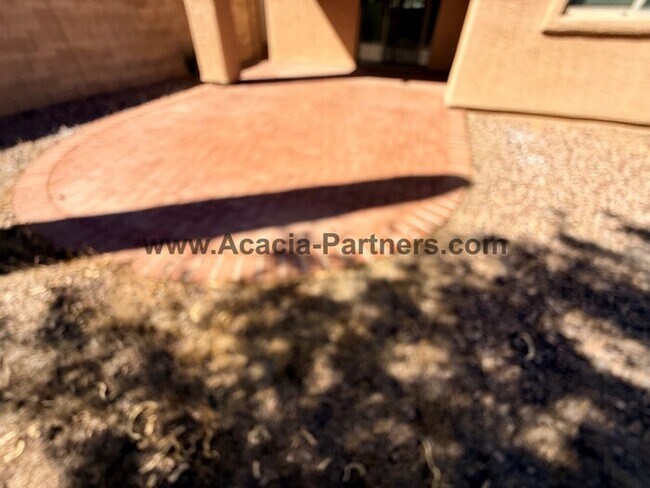 Building Photo - Three Bedroom  Home in Continental Reserves
