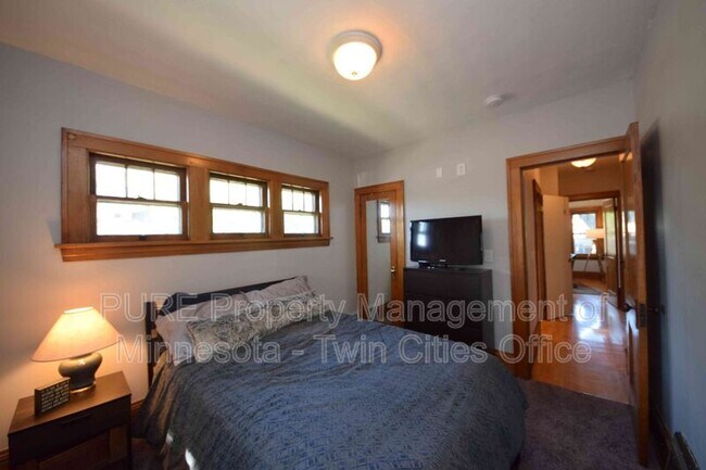 Building Photo - 4201 2nd Ave S