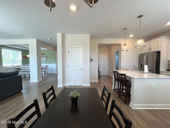 Building Photo - 158 Rocking Horse Ln