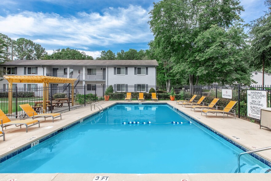 Pool - Novus on Cobb Apartments