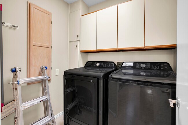 Building Photo - 45458 Rancho Palmeras Dr