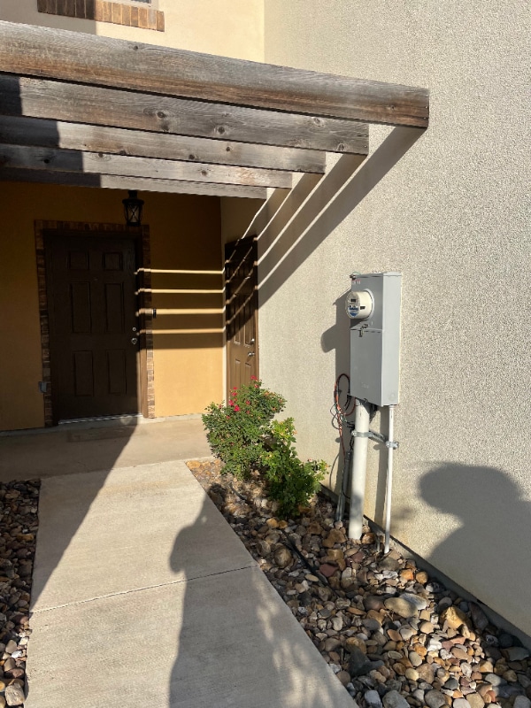 Building Photo - 5808 Montevista Dr