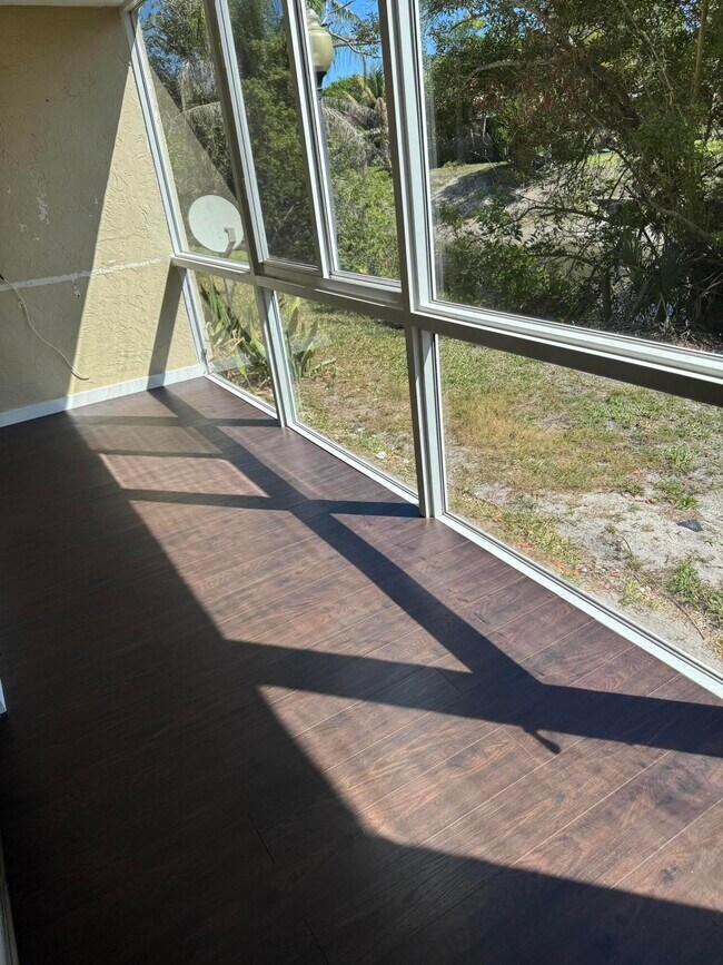 Building Photo - 9220 SW 3rd St