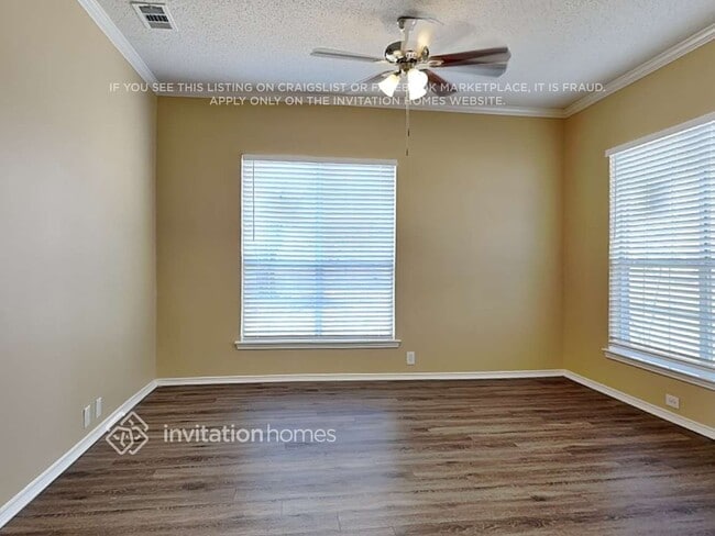 Building Photo - 1301 Woodthorpe Dr