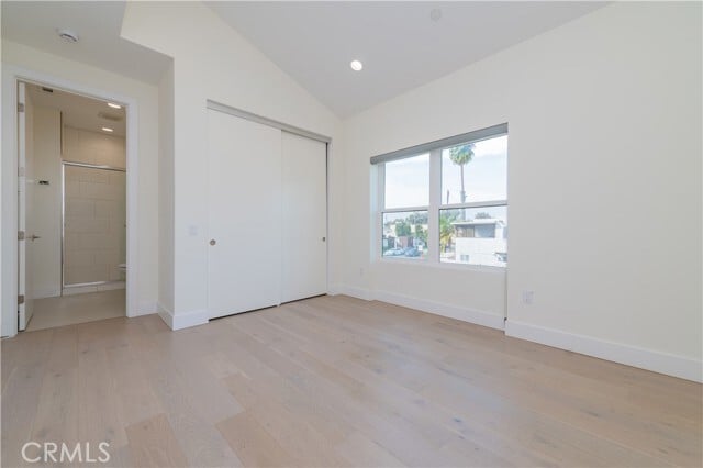 Building Photo - 146 E 18th St