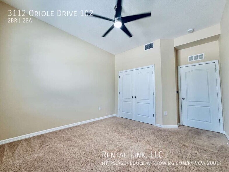 Building Photo - 3112 Oriole Dr