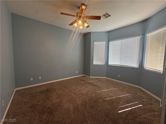 Building Photo - 8013 Alpine Fir Ave