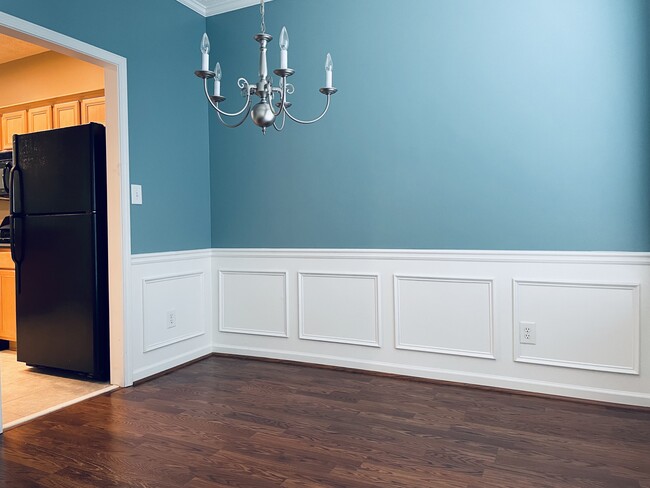 Building Photo - 787 Brookside Parc Ln