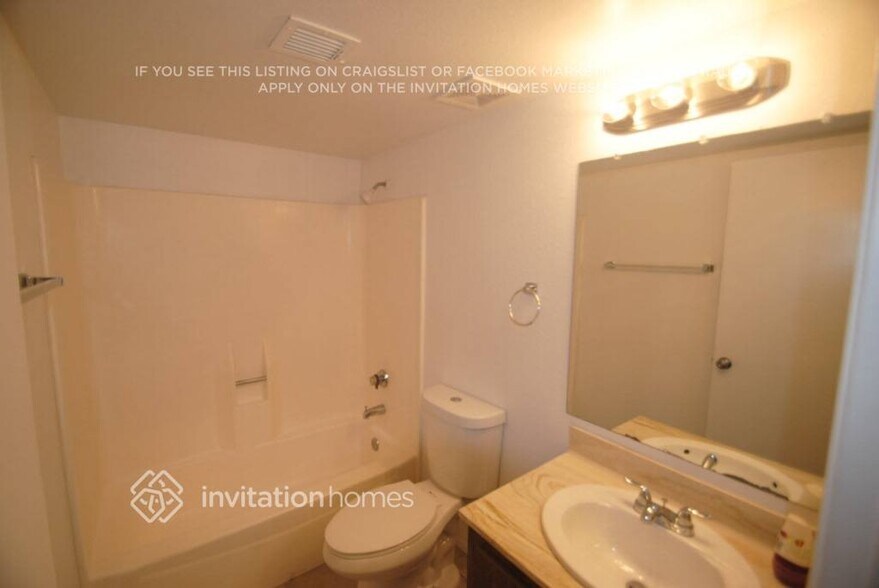 Building Photo - 4249 E Yowy St