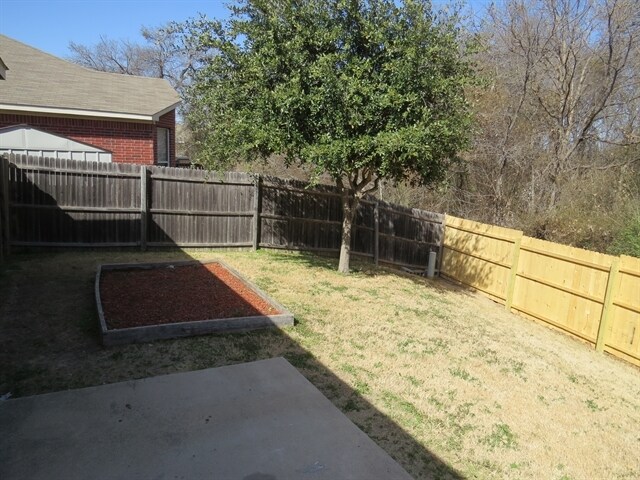Building Photo - 2545 Big Spring Dr