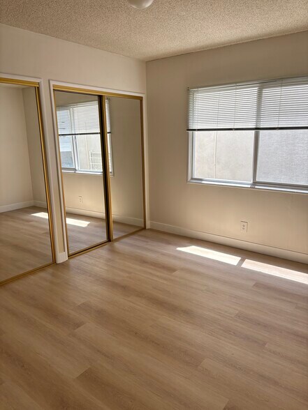 Building Photo - 315 Longfellow Ave